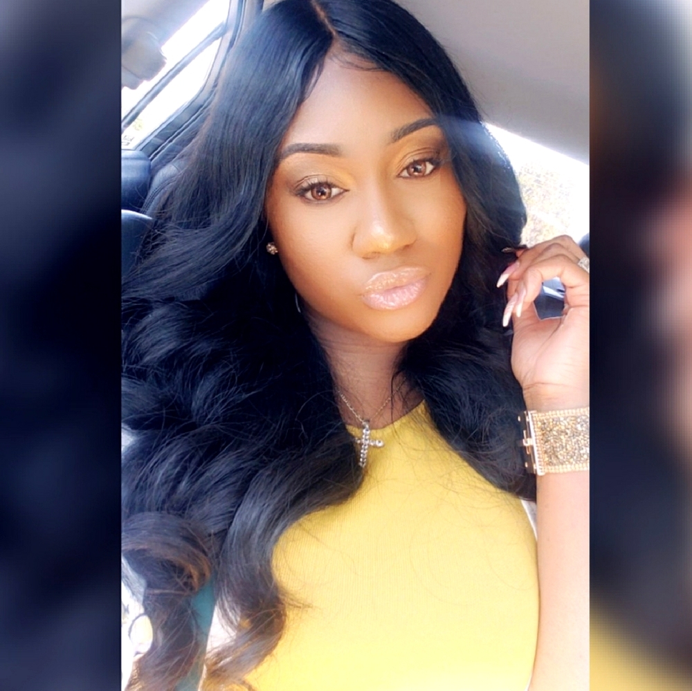 Meet your Posher, Necia